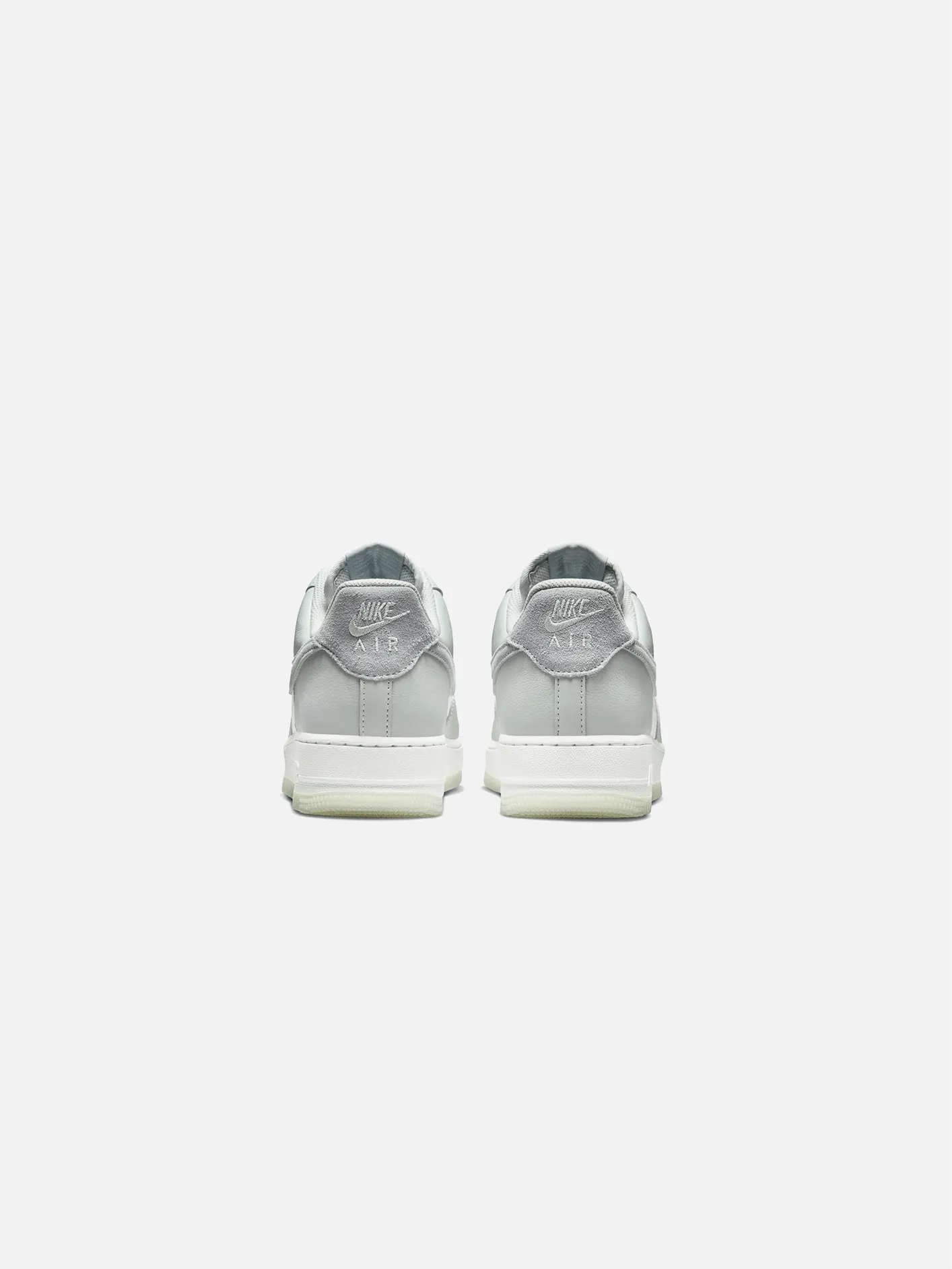 Air Force 1 '07 LV8 Low "Light Grey"