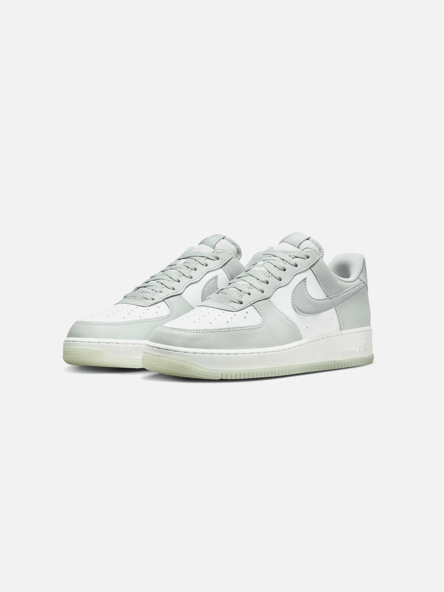 Air Force 1 '07 LV8 Low "Light Grey"