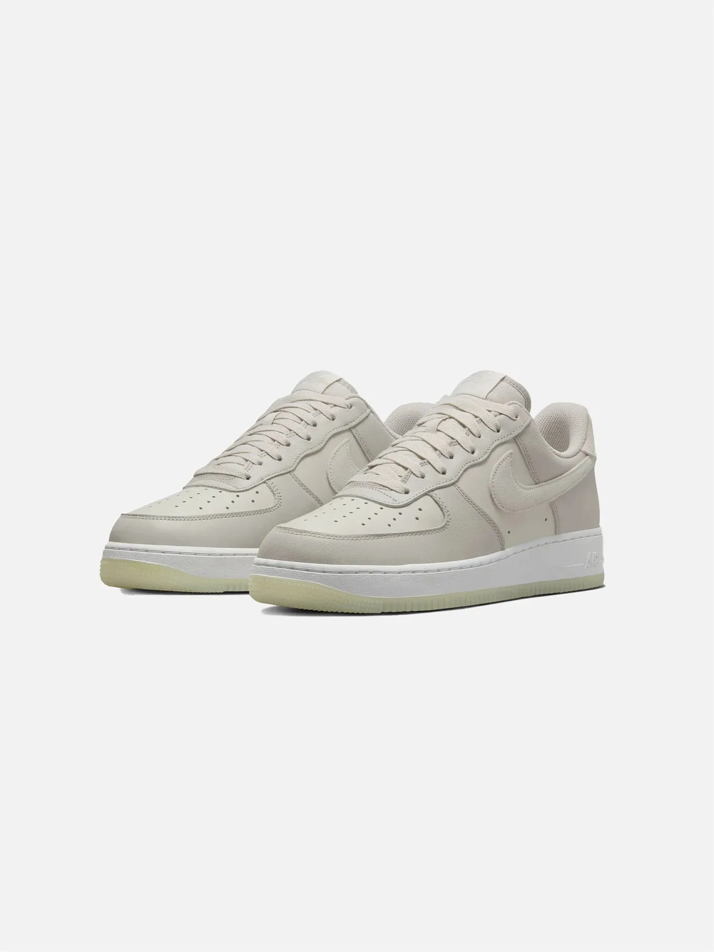 Air Force 1 Low '07 LV8 "Light Bone"