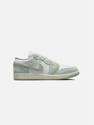 Air Jordan 1 Low SE "Seafoam"