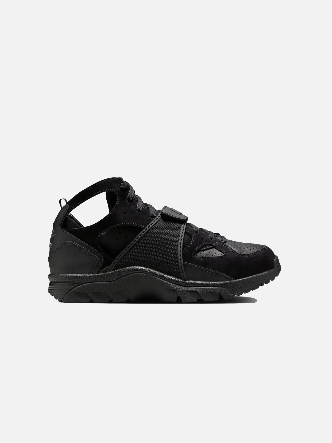 Air Trainer Huarache "Triple Black"