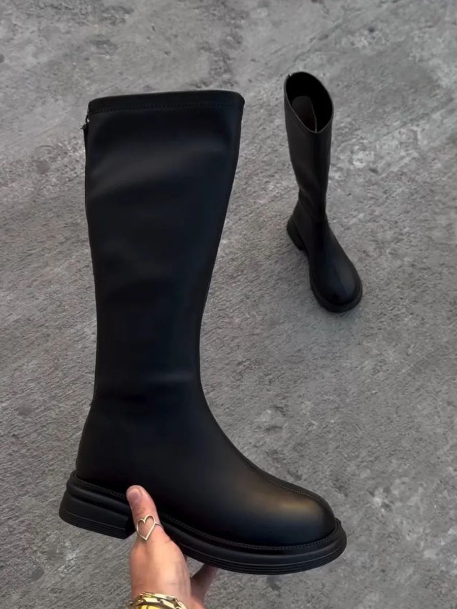 Black Round Toe Low Heel Boots