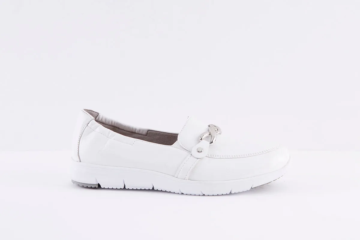 CAPRICE - 24752-160 FLAT LOAFER - WHITE