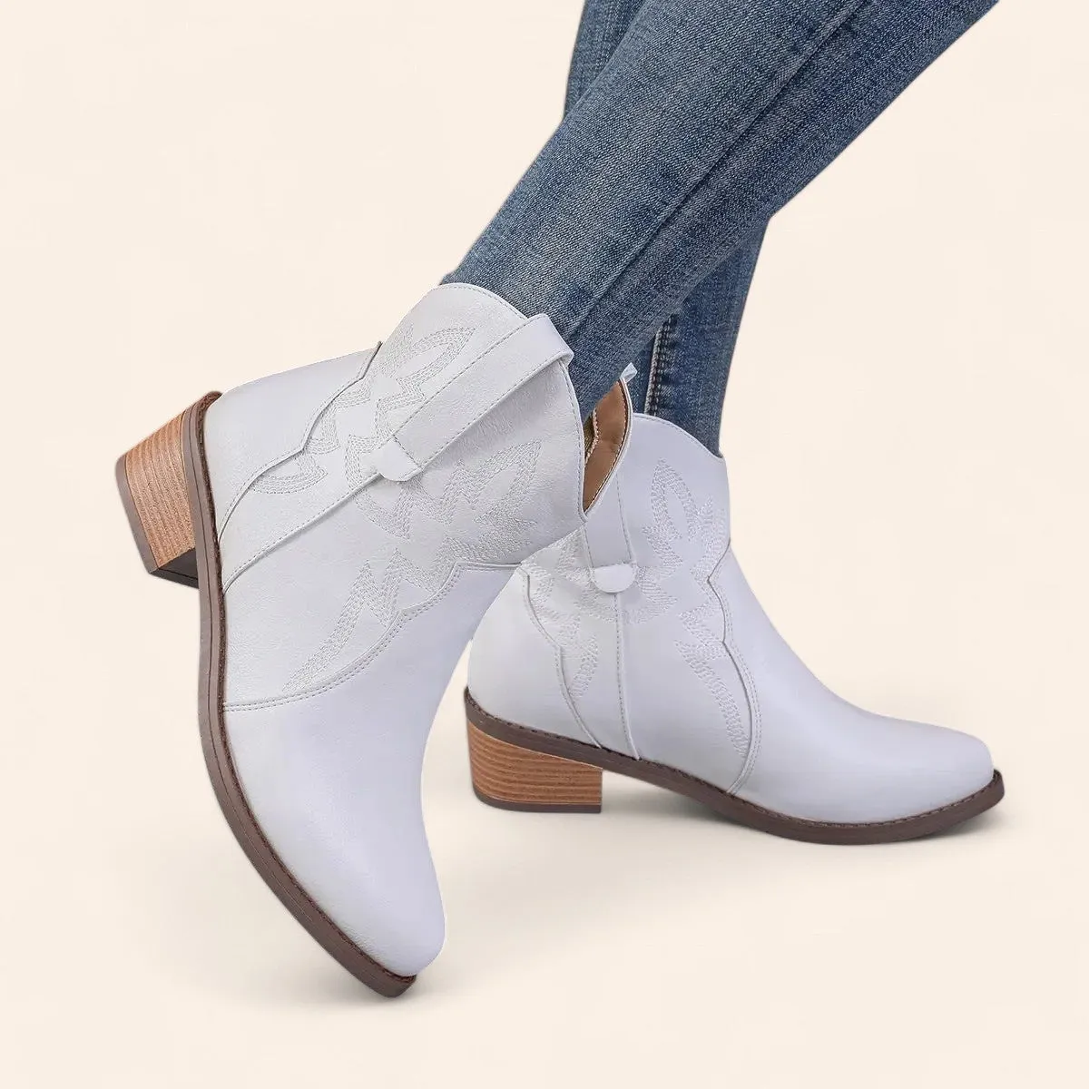 Classic white cowboy ankle boots - N°11