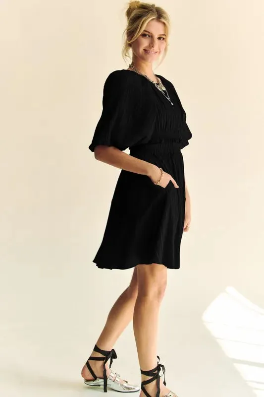 Davi & Dani Back Button Puff Sleeve Mini Dress