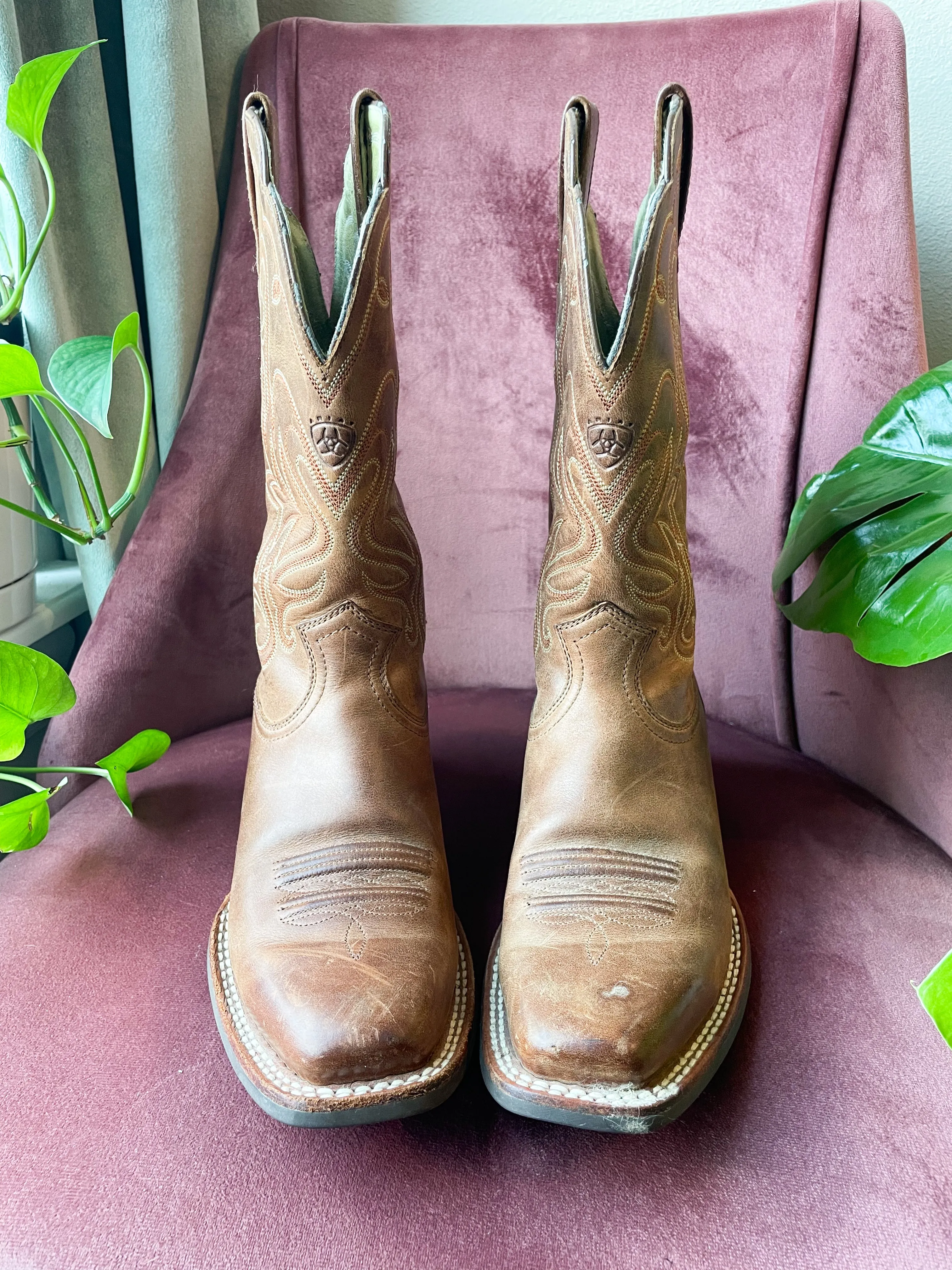 Light Brown Ariat