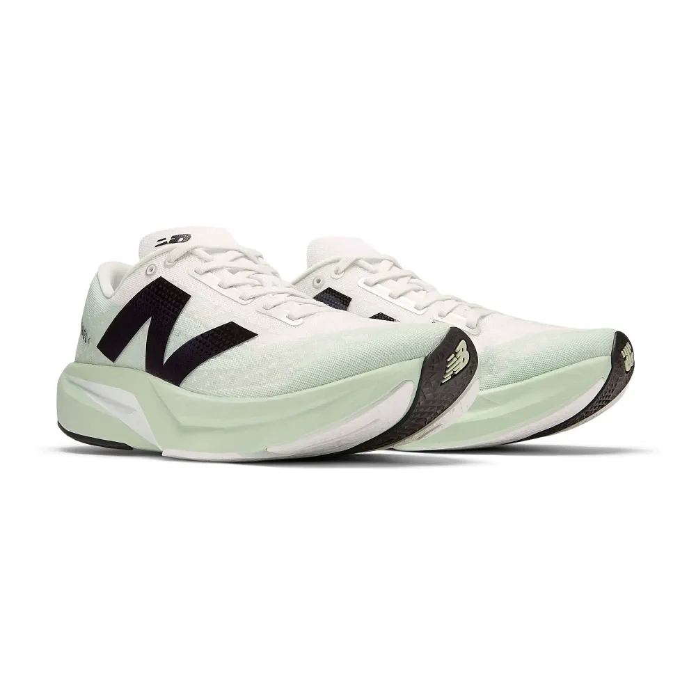 New Balance Men FuelCell Rebel V4 - Clay Ash / White