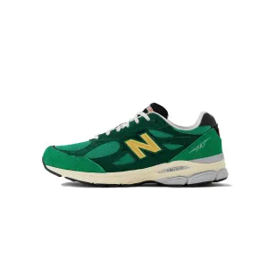 New Balance Mens Made in USA 990v3 Shoes