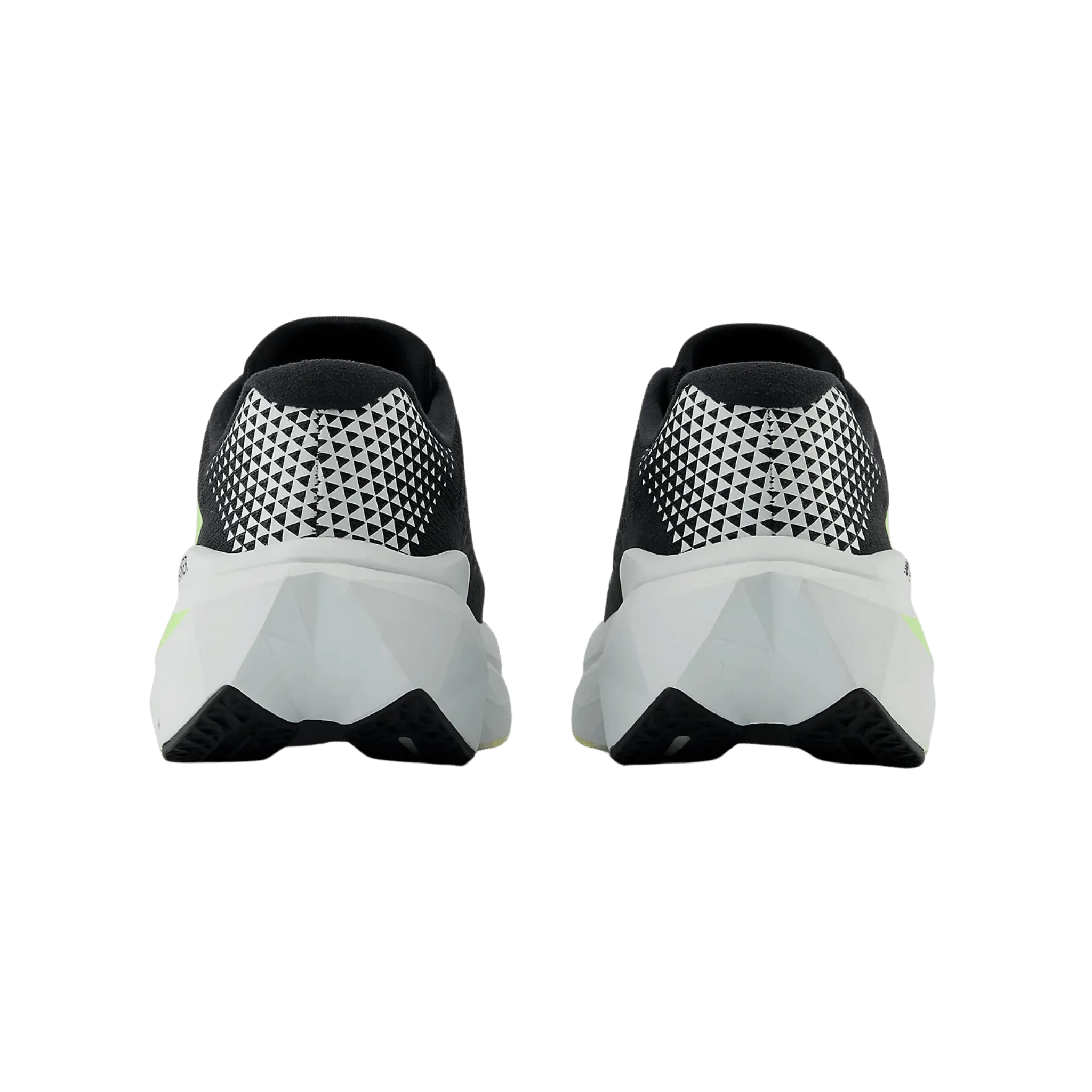 NEW BALANCE WOMEN'S FUELCELL SUPERCOMP TRAINER V3