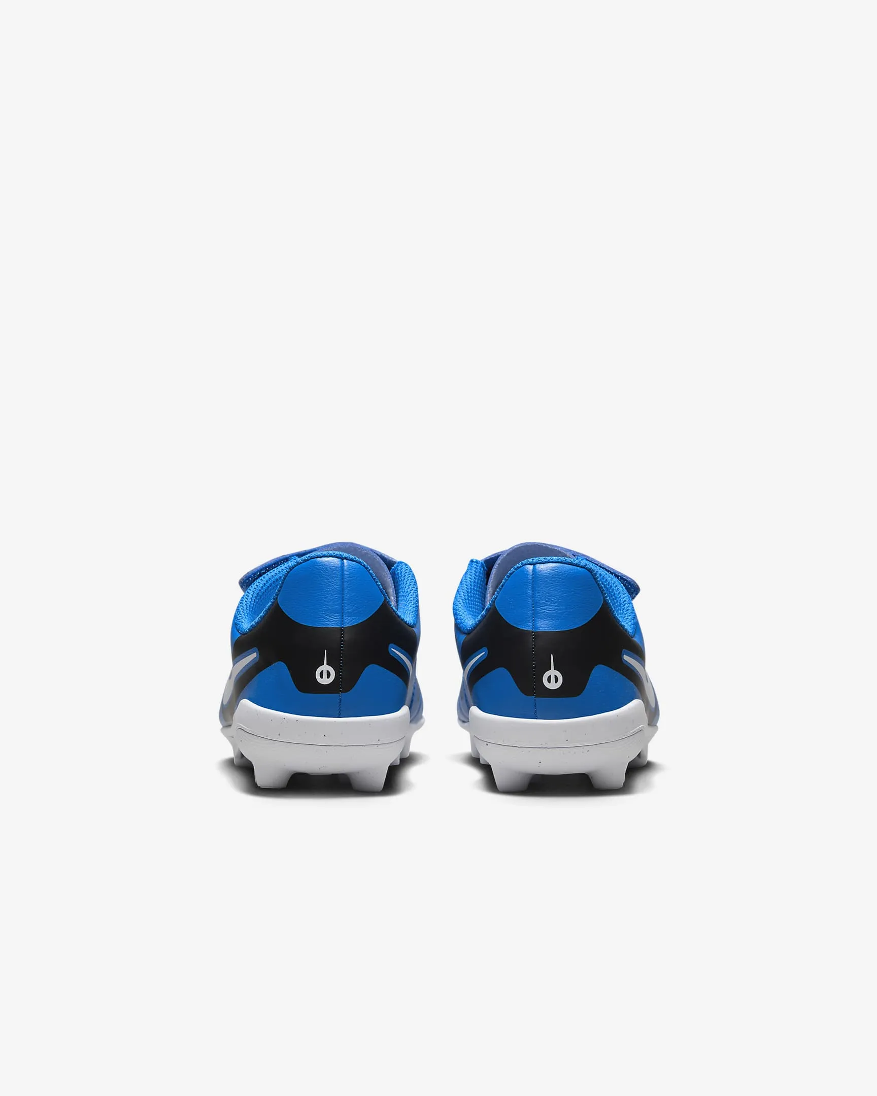 Nike Jr. Tiempo Legend 10 Club Younger Kids' Multi-Ground Low-Top Football Boot