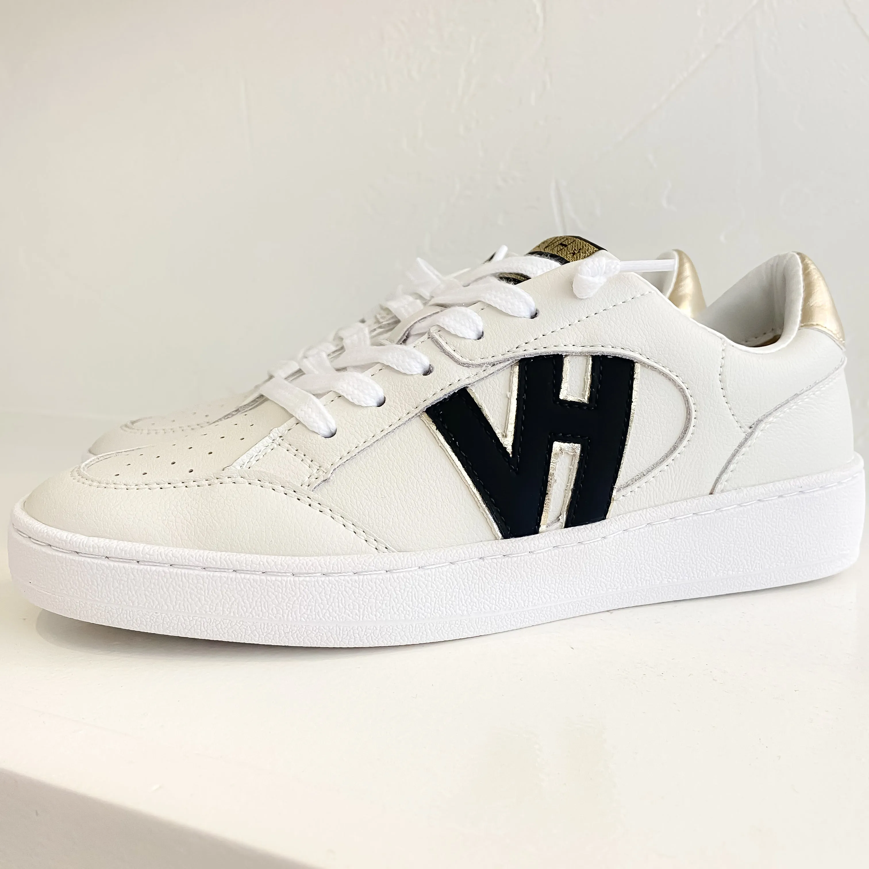 Quick Vintage Havana Low Top Sneaker