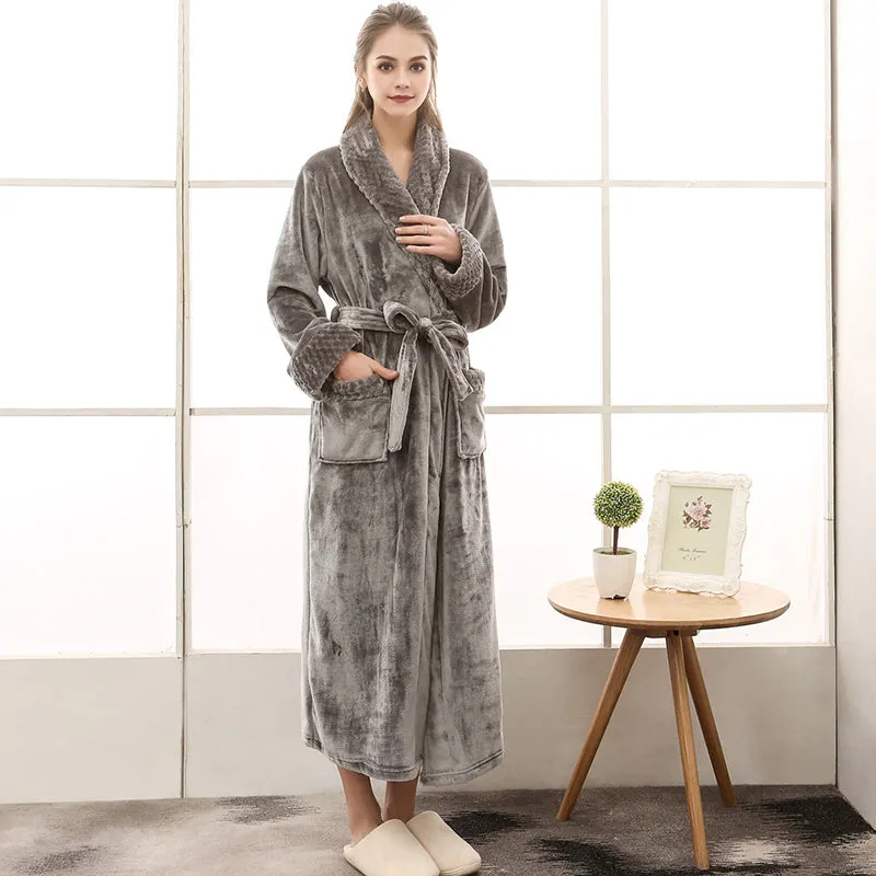Quinna Long Robe – Luxurious Softness & Elegant Comfort