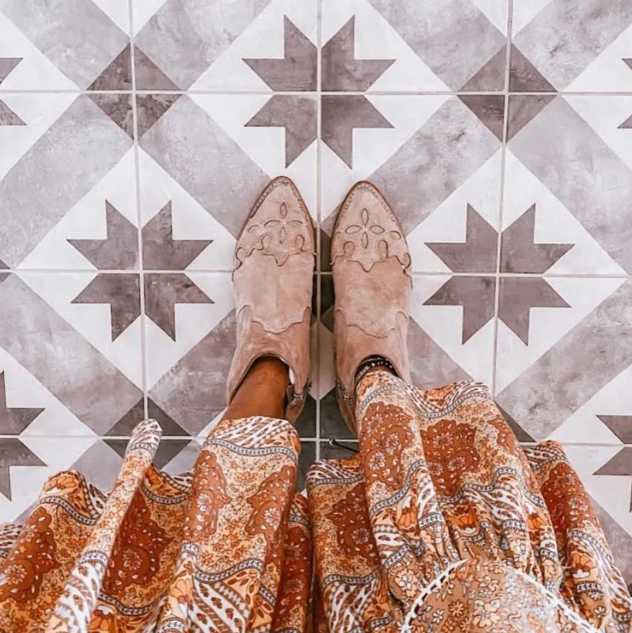 Santa Fe Boots Taupe Suede