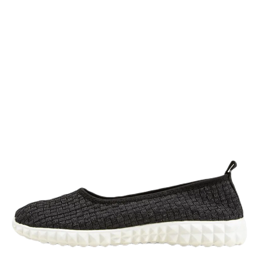 Sanya Black