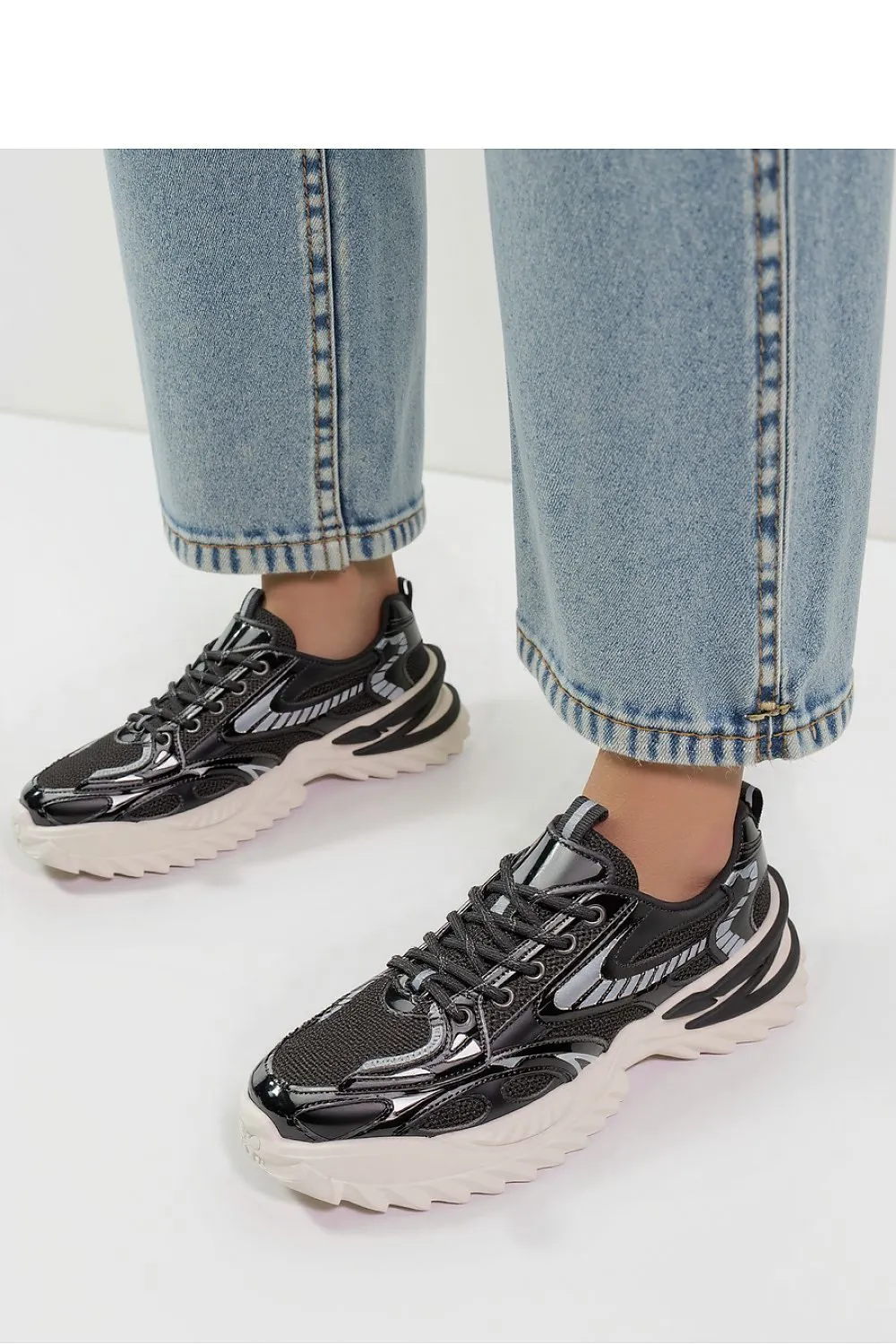 Sport Shoes Inello