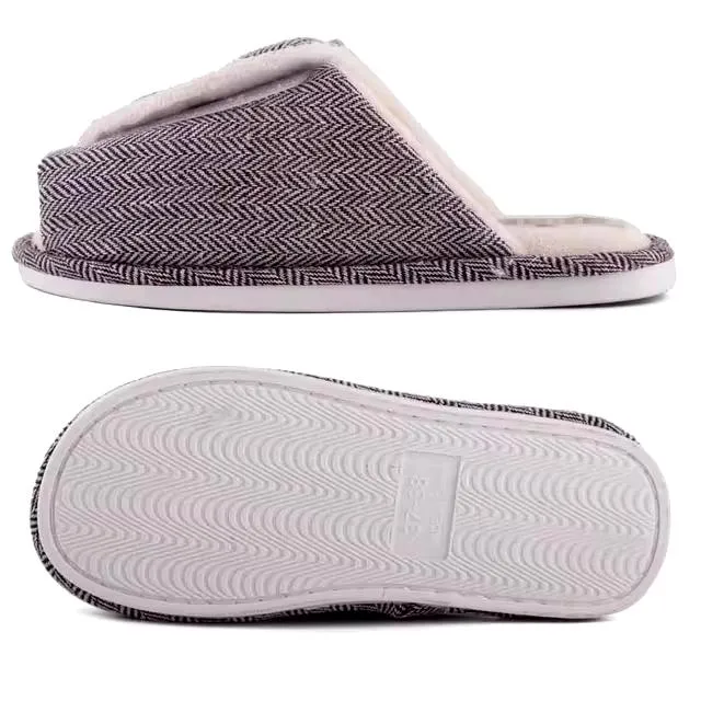 Unisex Faux Fur Lined Open Toe Slippers – Soft & Non-Slip